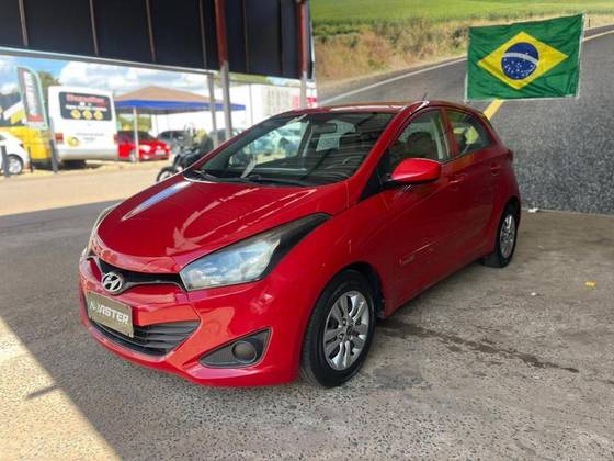 HYUNDAI HB20 1.0 COMFORT 12V FLEX 4P MANUAL HYUNDAI HB20 1.0 COMFORT 12V FLEX 4P MANUAL
